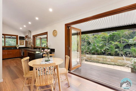 Aircabin - Warrawee - Sydney - 5 Beds House - Events Australia 3