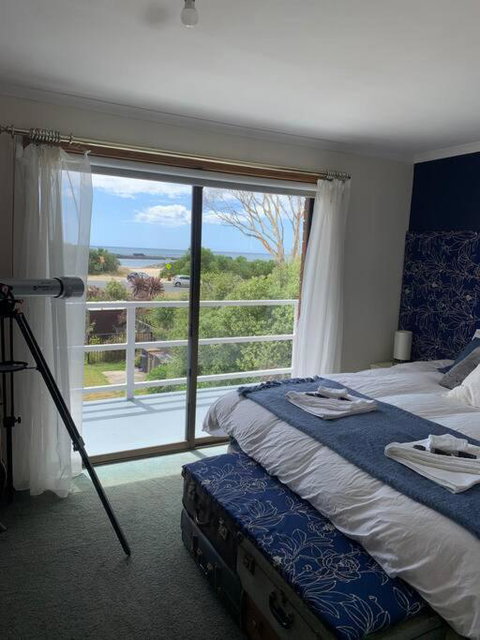 Al Mare - Mediterranean 4BR Retreat By The Sea - Events Australia 0