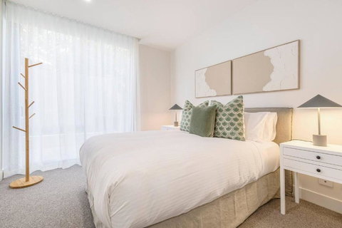 Alexandra Elegance - Riverside Living In Style - Events Australia 3