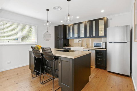 All Decked Out - Beach Retreat In Central Blairgowrie - Events Australia 4