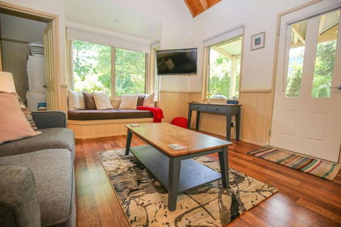 Alpine Arnica Cottage 1 - Events Australia 1
