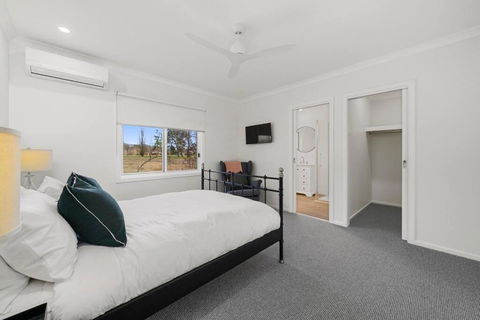 Alpine Hills Hideaway - Events Australia 1