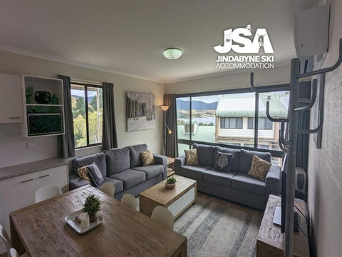 Alpine Mountain View 40 - Events Australia 0