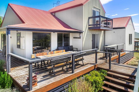 Alpine Twin Heights - Events Australia 2