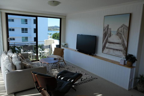 Amaroo 44 - Events Australia 1