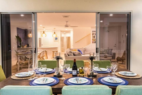 Amaroo Villa - Absolute Beachfront Port Douglas - Events Australia 1