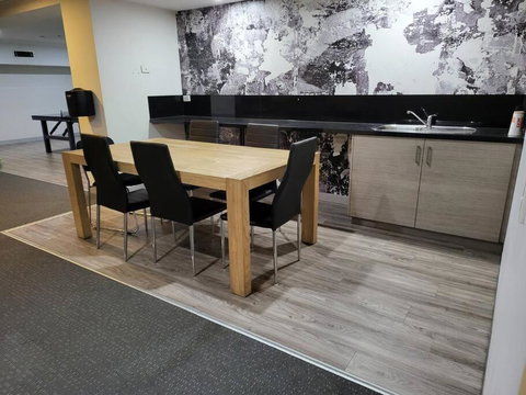 Amazing Studio Apartment Front Flinders Station - Events Australia 2