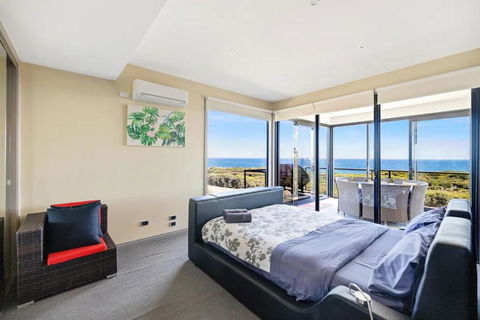 Amazing Views By Ready Set Stay - Events Australia 4