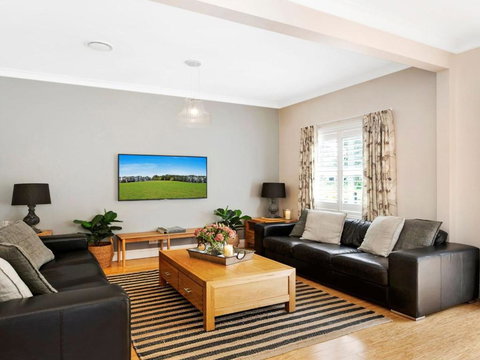 Amber Cottage - Events Australia 1