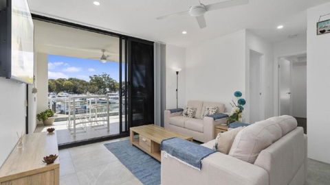 Anchors Away - Waterfront Unit - Events Australia 2