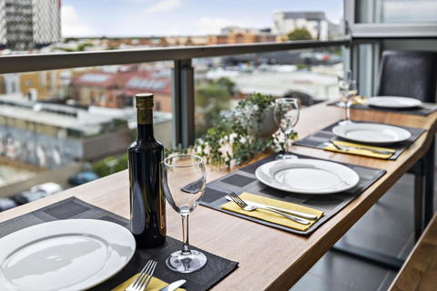 Aster - The Metropolitan Hideaway - Events Australia 0