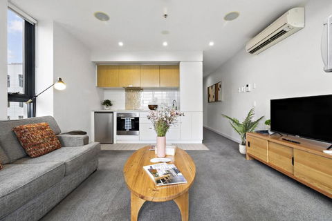 Aster - The Metropolitan Hideaway - Events Australia 3
