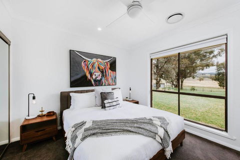 Anton Pavilion - Cheerful Country Solace In Mudgee - Events Australia 3