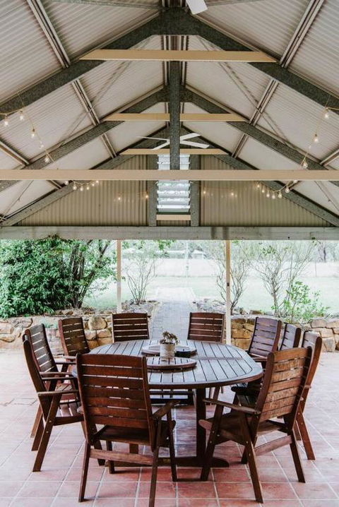 Anton Pavilion - Cheerful Country Solace In Mudgee - Events Australia 2