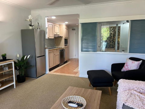 Apartment 12 On Trinity Beach - Events Australia 1