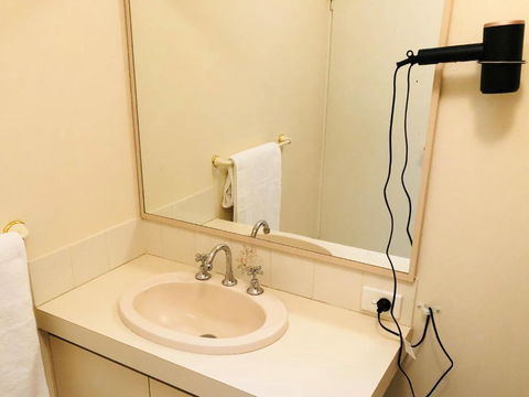 API Preston Beach Front Apartments - Events Australia 4