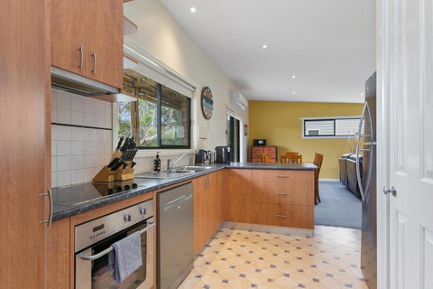 Apollo Bay Hideaway 5 Minute Walk To The Beach - Events Australia 1
