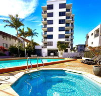 Aqualine Apartments On The Broadwater - Accommodation Europe