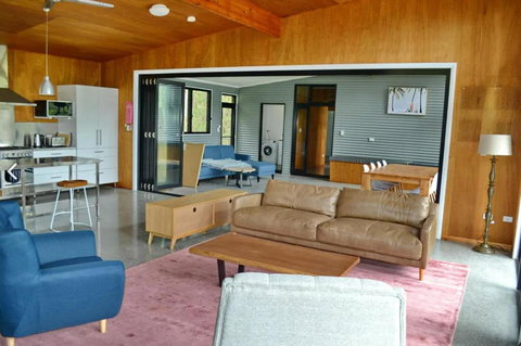 Aranakie- 7 Grey Street Arakoon - Full Linen Provided - Events Australia 2