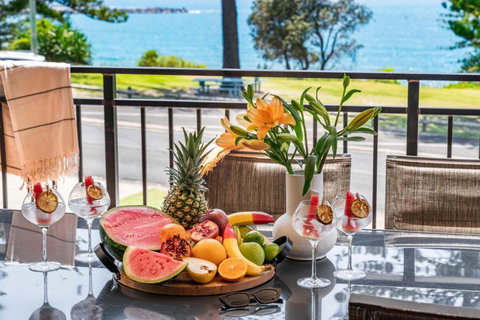 Arcoola 2 - Views Over Main Beach - Events Australia 0