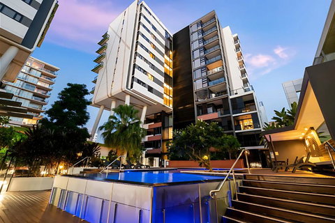 Arena Apartments - Events Australia 3