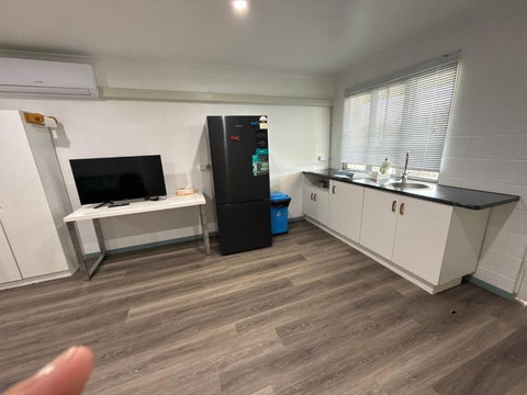 Ascot Studio Home Feel Place - Events Australia 1