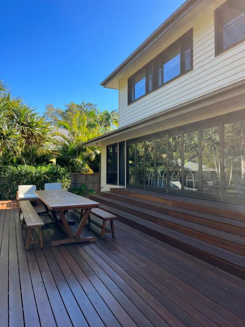 Away Guesthouse- Away On Shirley Lane - Events Australia 4