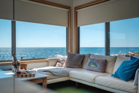 Awesome Beach House Bicheno - Events Australia 1
