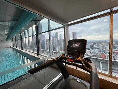 Awesome Melbourne Family Haven With Rooftop Pool - Events Australia 3