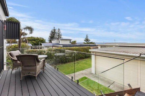 Azure Studio - Ocean Glimpses - 3 Mins Walk To Beach - Events Australia 0