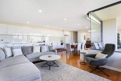 B314S - Waverton Village Heights - Events Australia 2