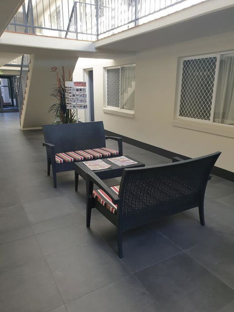 Southport Motel & Apartments - Events Australia 4