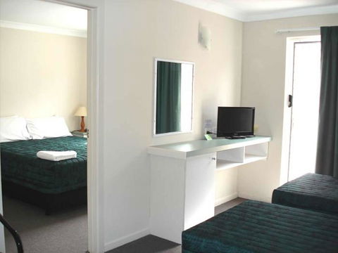 Southport Motel & Apartments - Events Australia 23