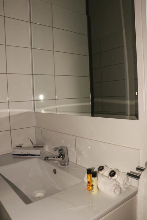 Emerald Park Motel - Accommodation Europe 3