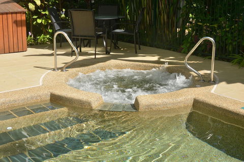 Port Douglas Apartments - Adults Only Oasis - Tourism Bookings 17