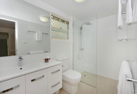 Port Douglas Apartments - Adults Only Oasis - Tourism Bookings 32