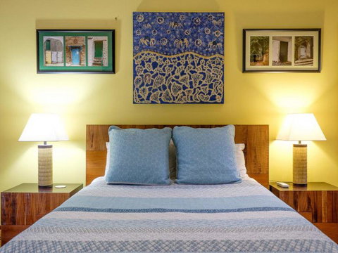 Five Bimba (Tractor House) - Events Australia 5