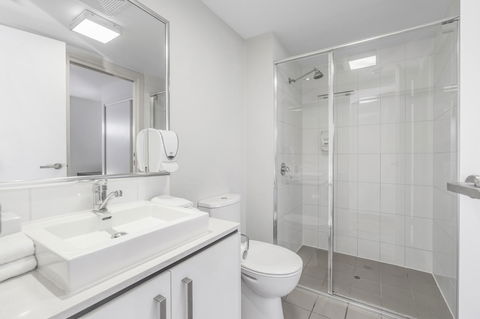 Essence Apartments Chermside - Tourism Bookings 13