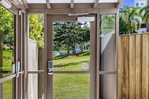 Essence Apartments Chermside - Tourism Bookings 4