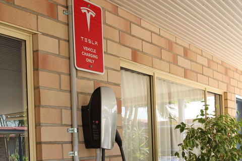 Midlander Motor Inn - Accommodation Europe 19