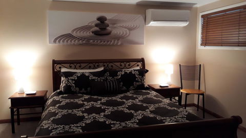 Private Apartment With Scenic Gardens - Events Australia 0