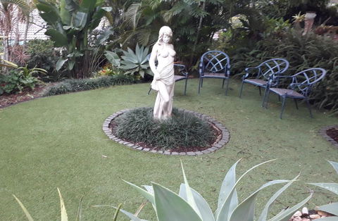 Private Apartment With Scenic Gardens - Events Australia 1
