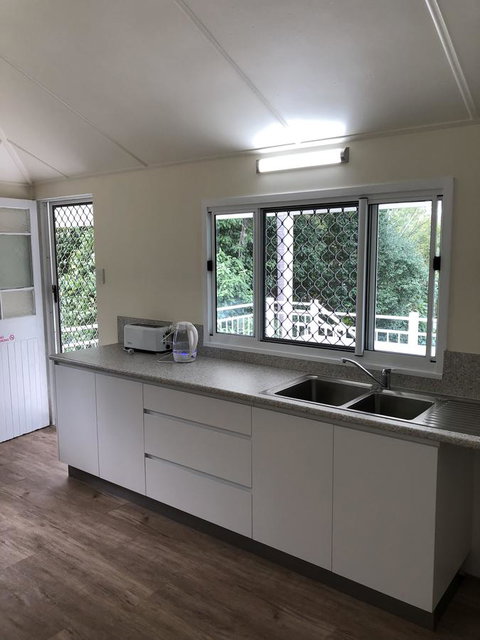 Daggoombah Holiday Home Magnetic Island - Accommodation Europe 3