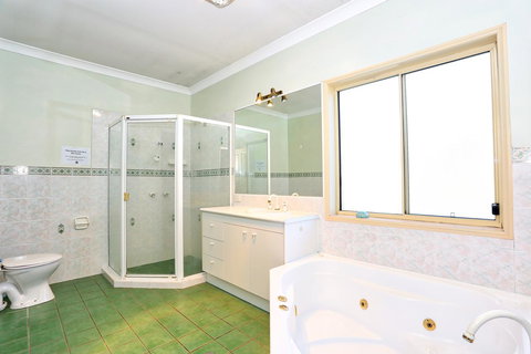 Waterfront At White Patch - Events Australia 37