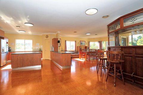 Waterfront At White Patch - Events Australia 39