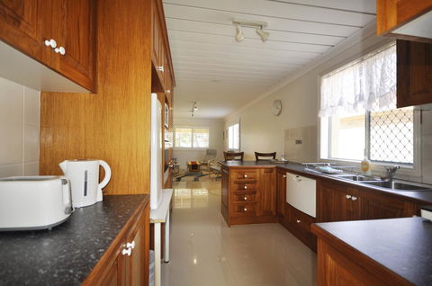 Ocean Wave - Events Australia 5