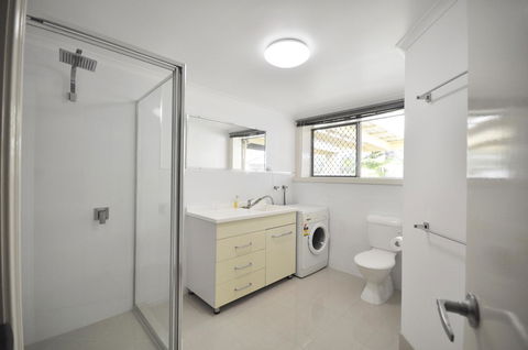 Ocean Wave - Events Australia 16