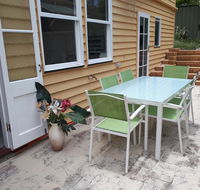 Retro Beach Flat - Events Australia