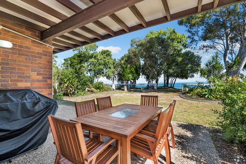 Bribie Beach House - Events Australia 1