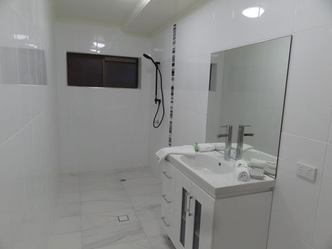 The Gums Anchorage - Tourism Bookings 10